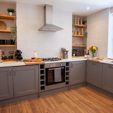 Oxford Street Grand Apartment- Free Evening Parking Southampton Extérieur photo